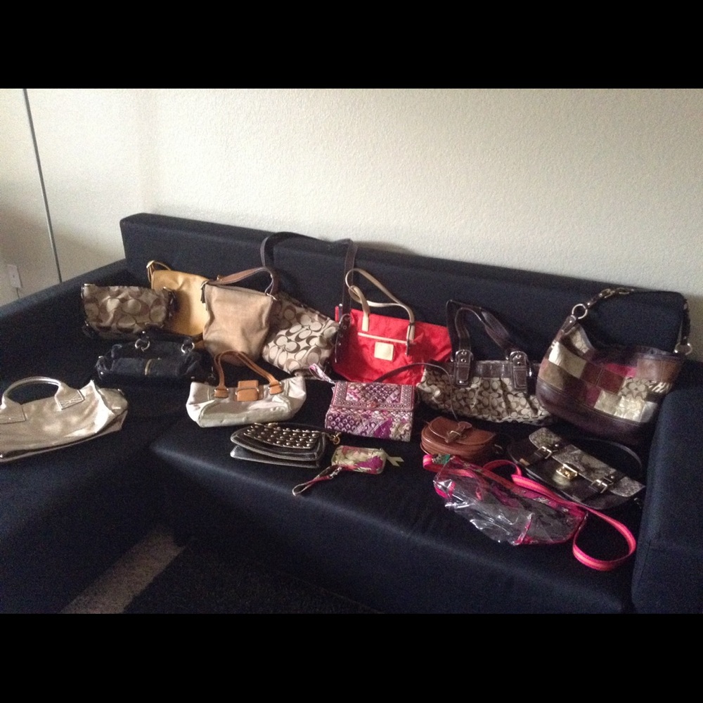 Bundle of 15: 7 Coach, 1Mk, 1 D&B +7Designers bags